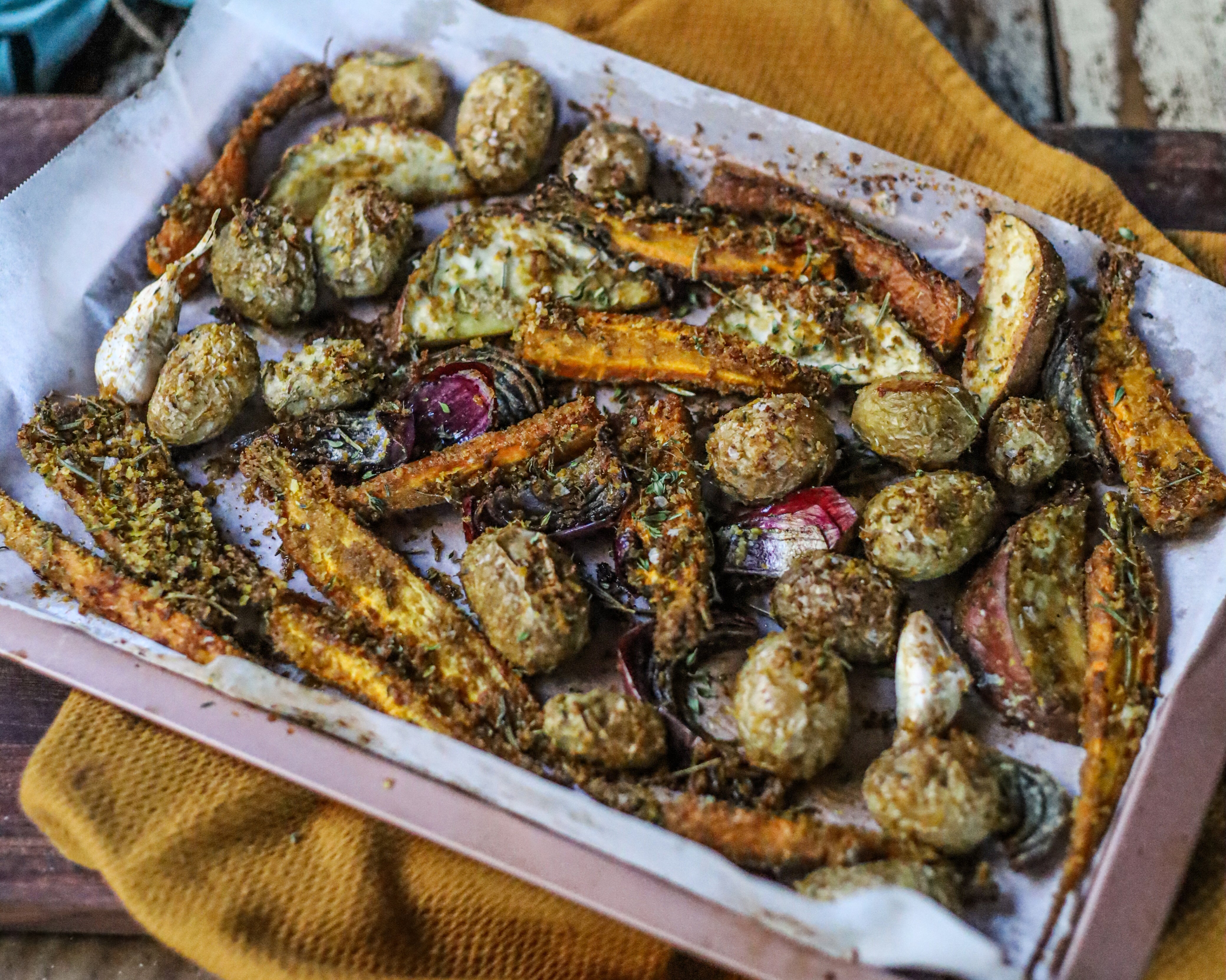 HAVE A VERY VEGAN CHRISTMAS